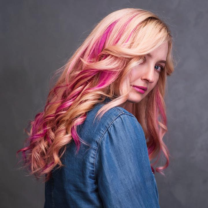 Coiffeur-Egge Daniela Therwil